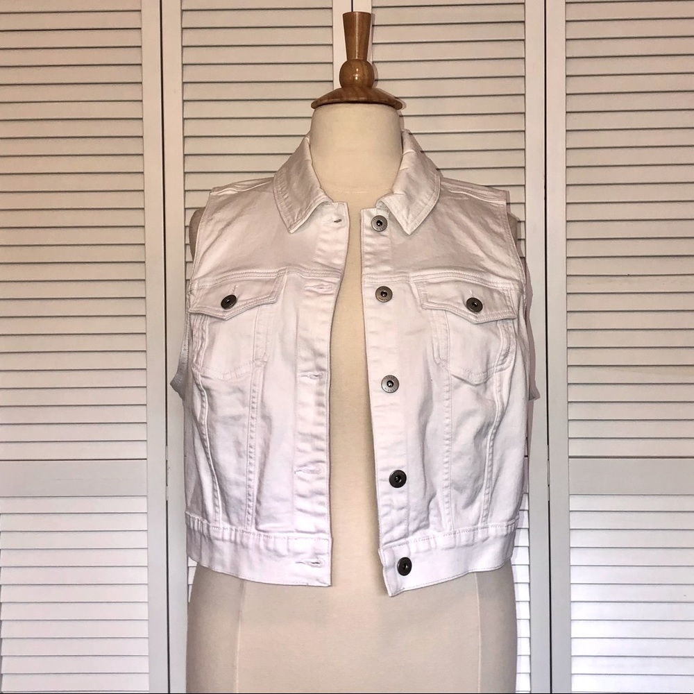 NWT Torrid Cropped Denim Vest (3X)